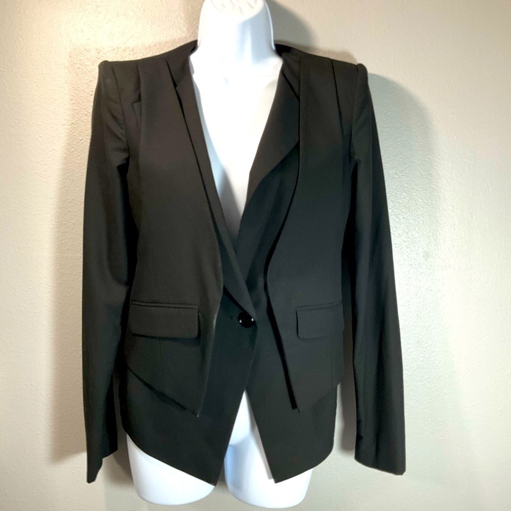 BCBGMAXAZRIA Black Tuxedo Jacket blazer size XS